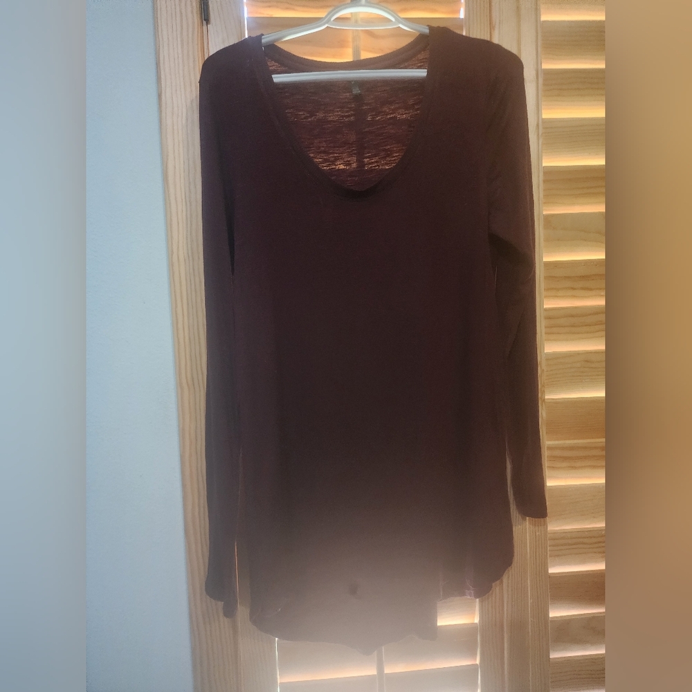 White House Black Market Maroon Long Sleeve Top